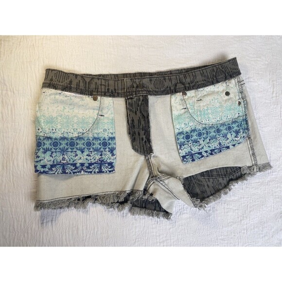 ROXY Denim Short Shorts Women Teen 9/29 Grey Native Distressed Low Rise Raw Hem - Picture 10 of 12